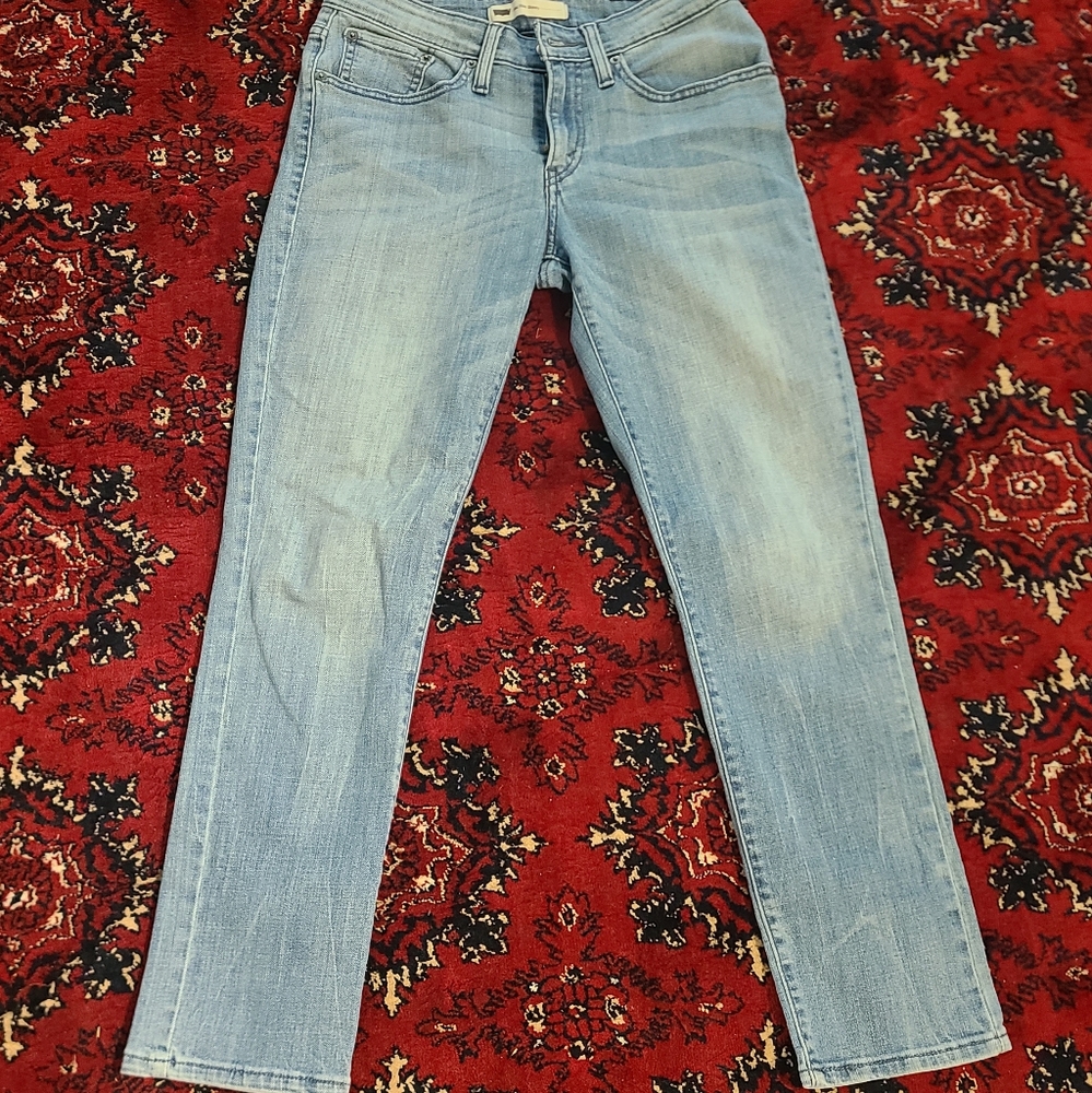 Levi's  Mid Rise Skinny W29 L29